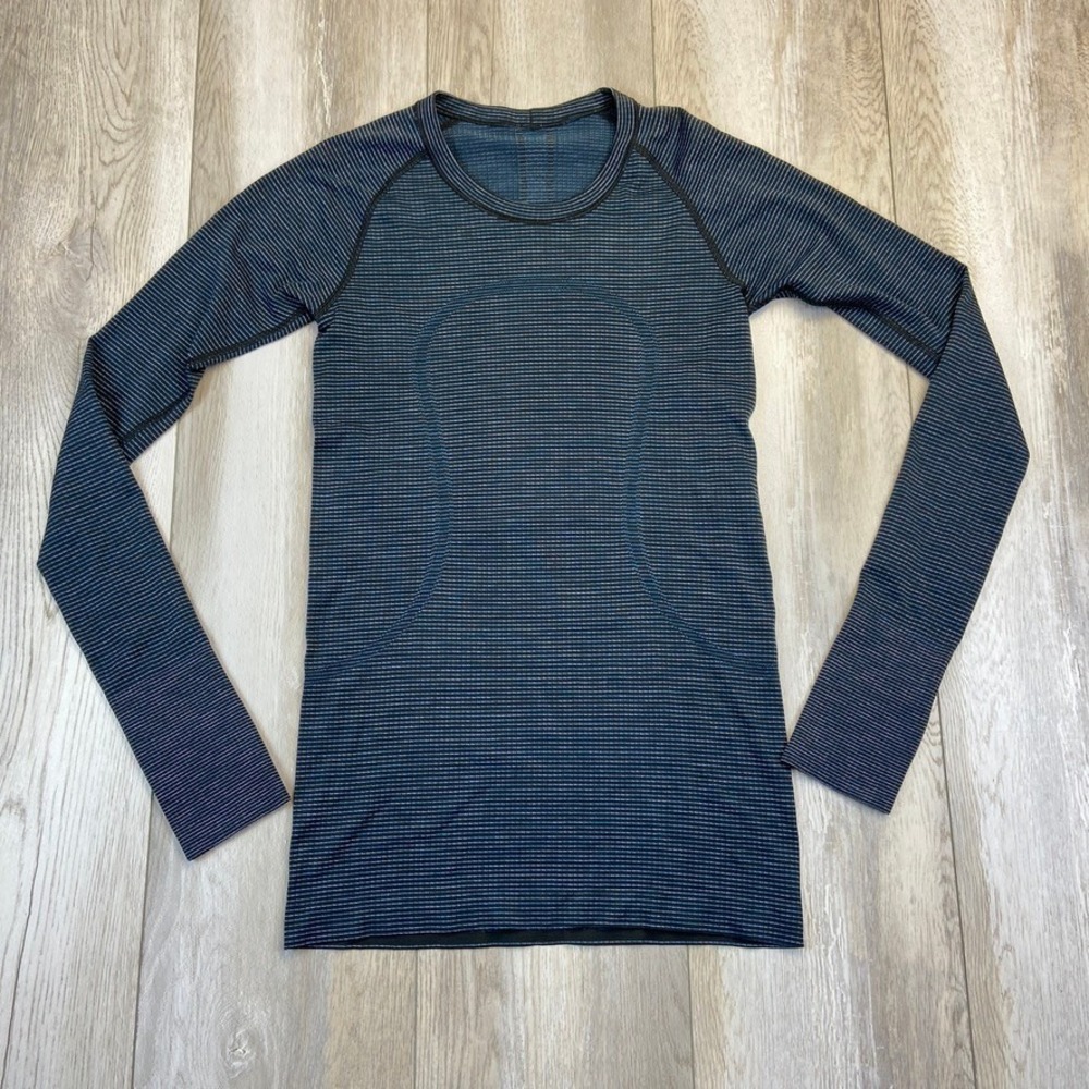 Lululemon Swiftly Tech Shirt Womens Size 6 Blue Long Sleeve Crew Run Yoga Gym